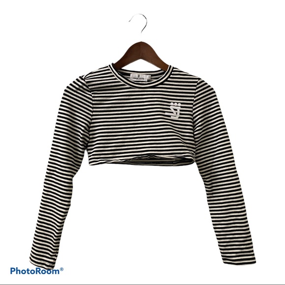 Shane Justin Runway Crop Top Long Sleeves Shirt - Picture 1 of 3